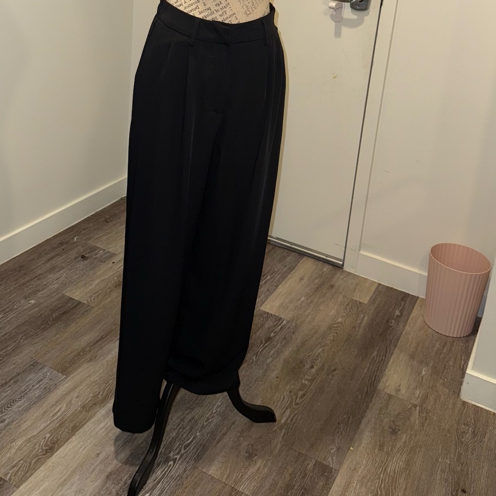 Black Chiffon Wide-Leg Trousers | Woman's Large | NWNT